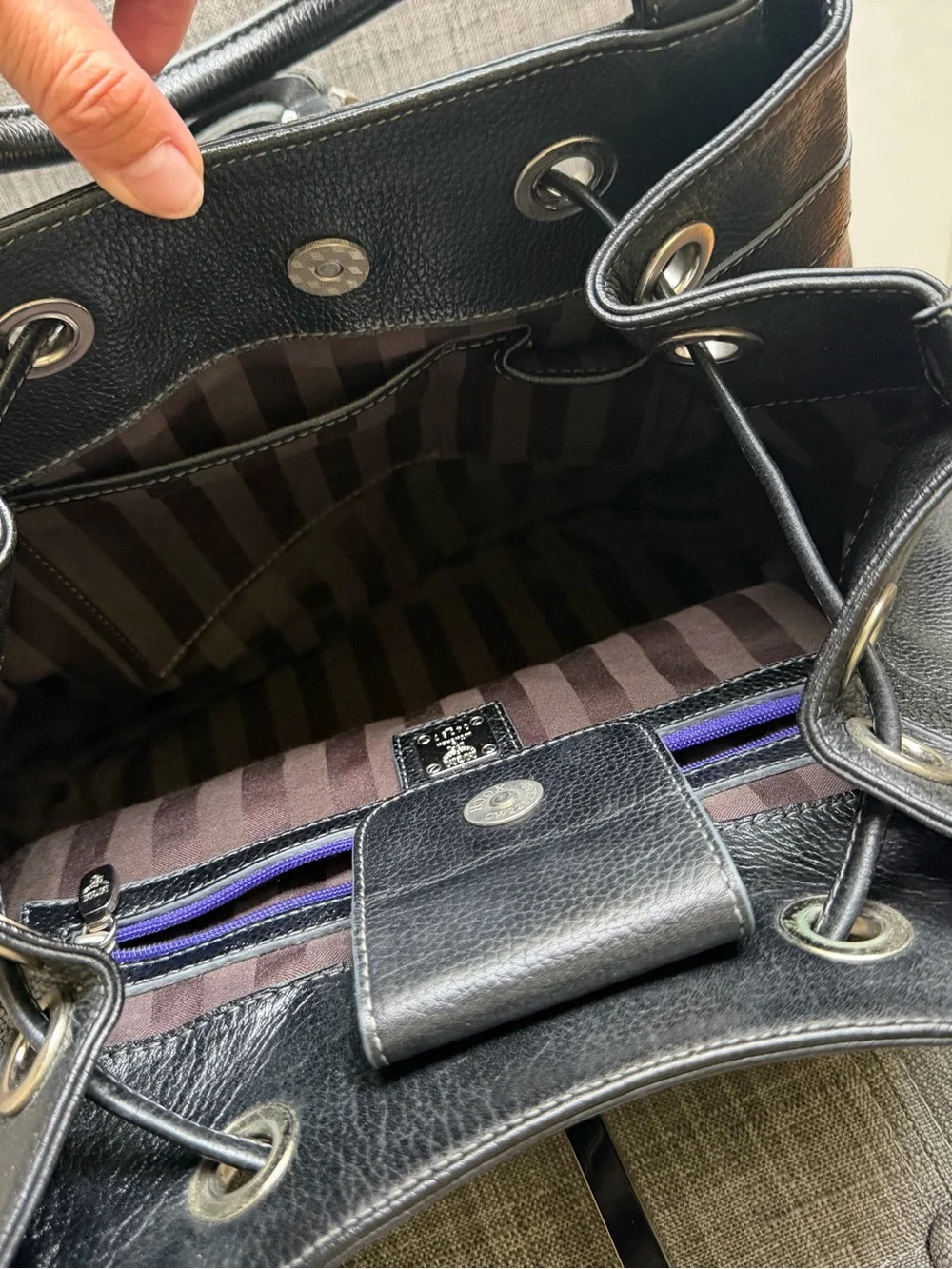 Mcm Black Leather Drawstring Tote Bag -